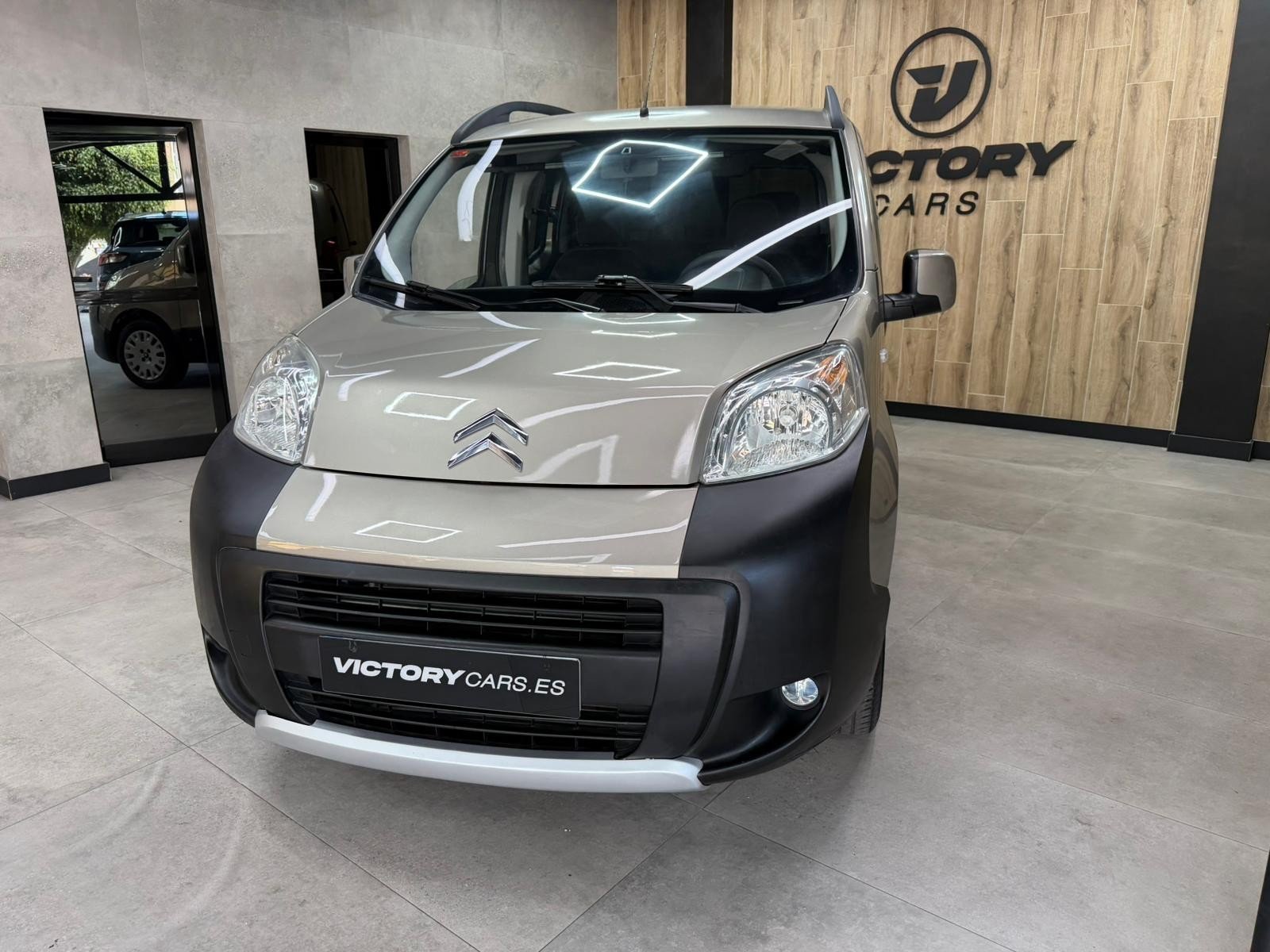 Coches de segunda mano en Victory Cars con envío sin coste a El Hierro